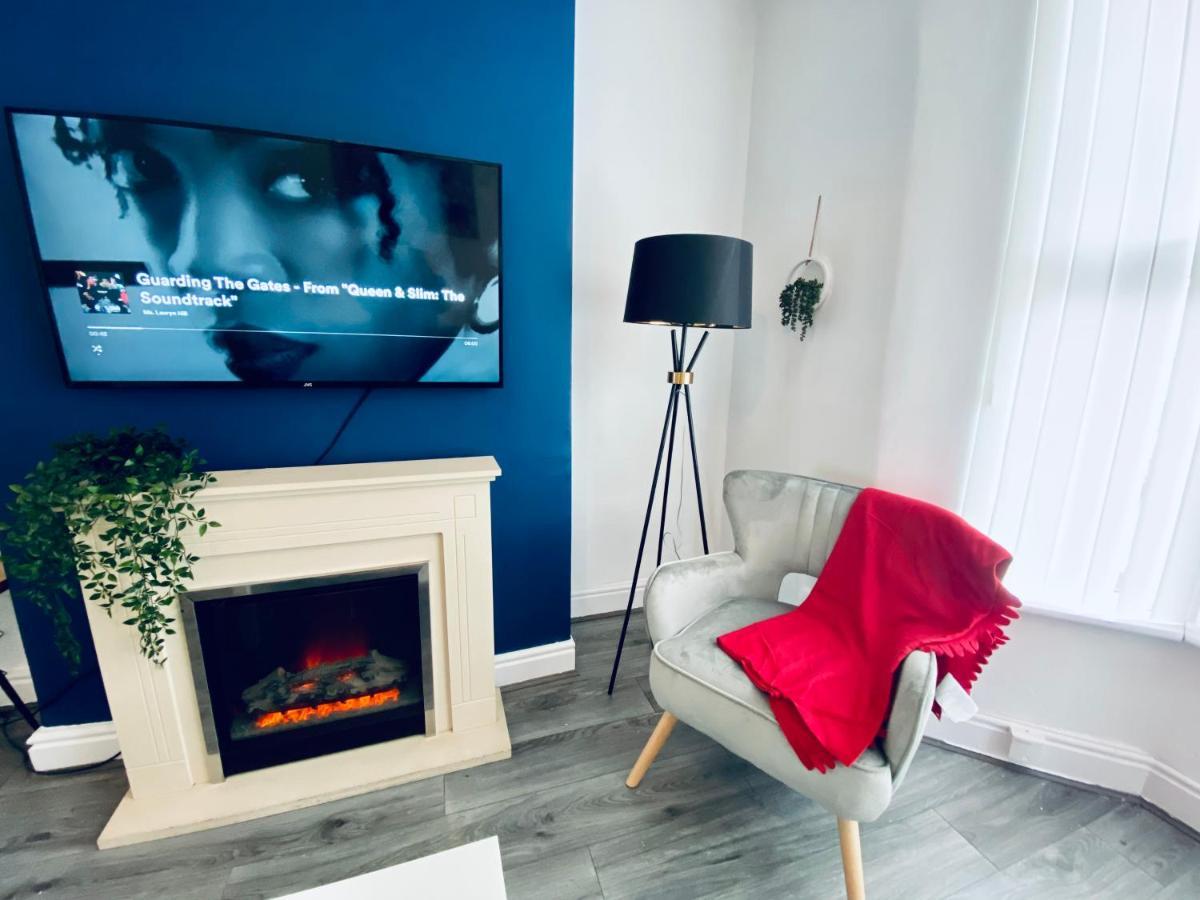 3 Bed Anfield House Close To Lfc Liverpool Exterior foto